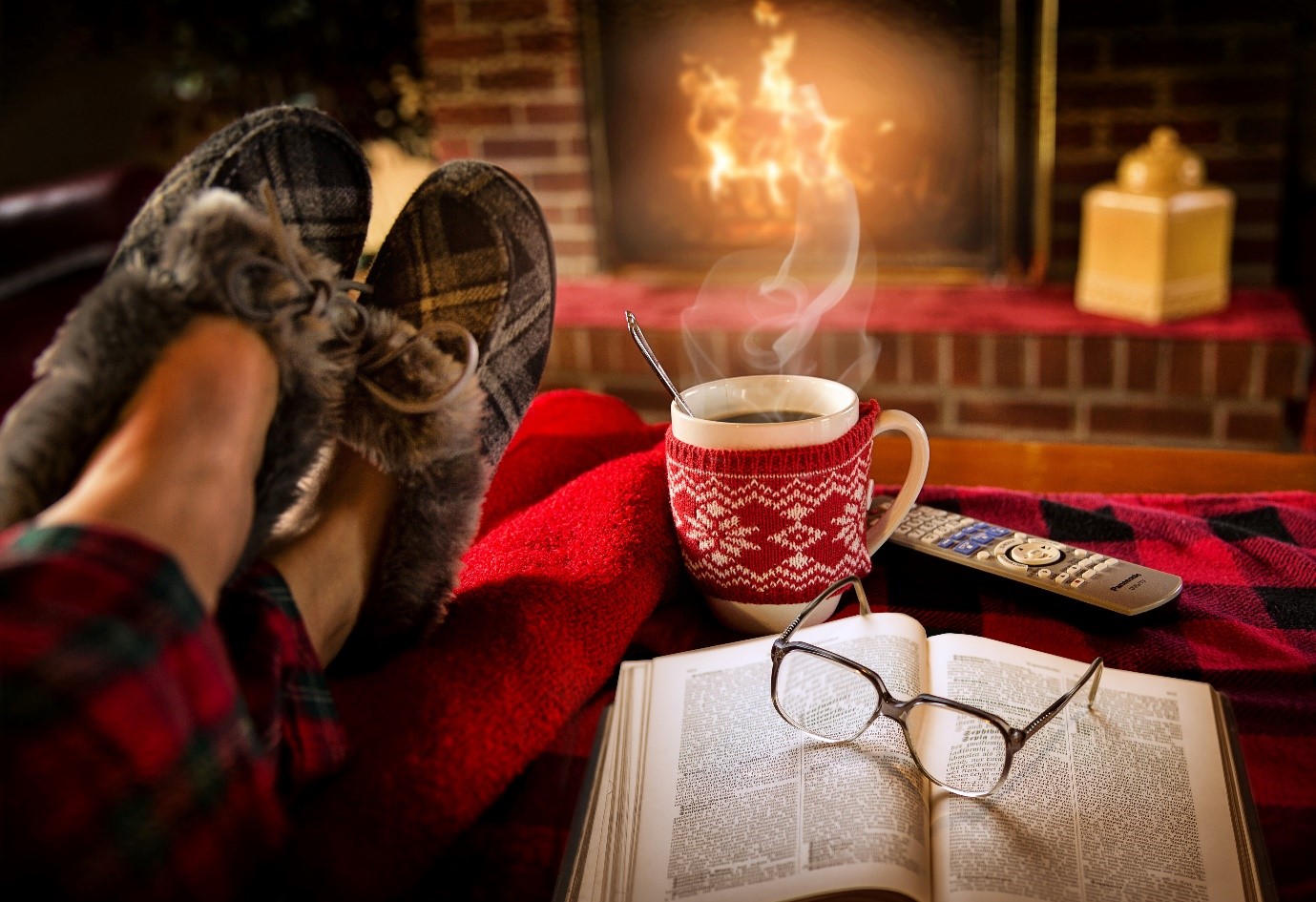 Cuentos de Navidad – A la luz de la lumbre